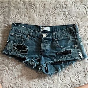 One Teaspoon Trash Whores in faded black size 25